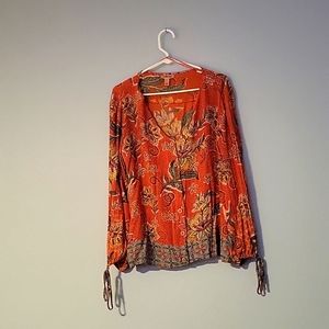 Long sleeve floral button up blouse